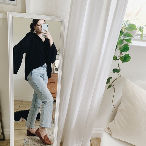 Free people | we the free black balloon sleeve distressed top 🥀 - Picture 2 of 15